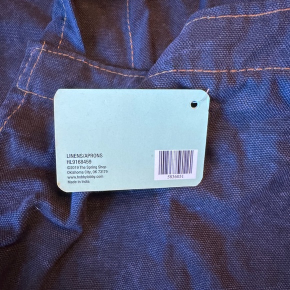 The Spring Shop Navy Denim Apron with Stitching and 2 pockets. New with tags - Picture 6 of 7